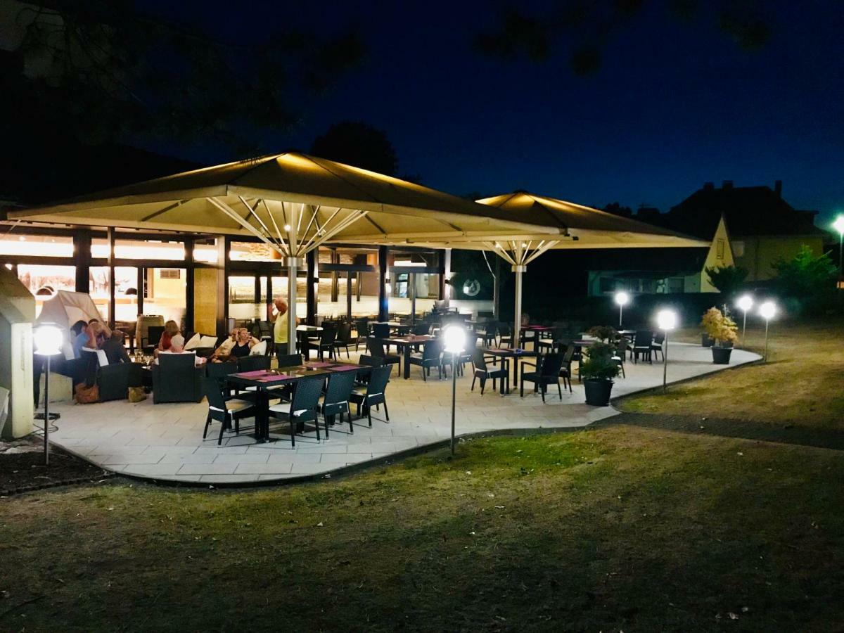 Hotel Haus Am Eberbach Stadtoldendorf Esterno foto